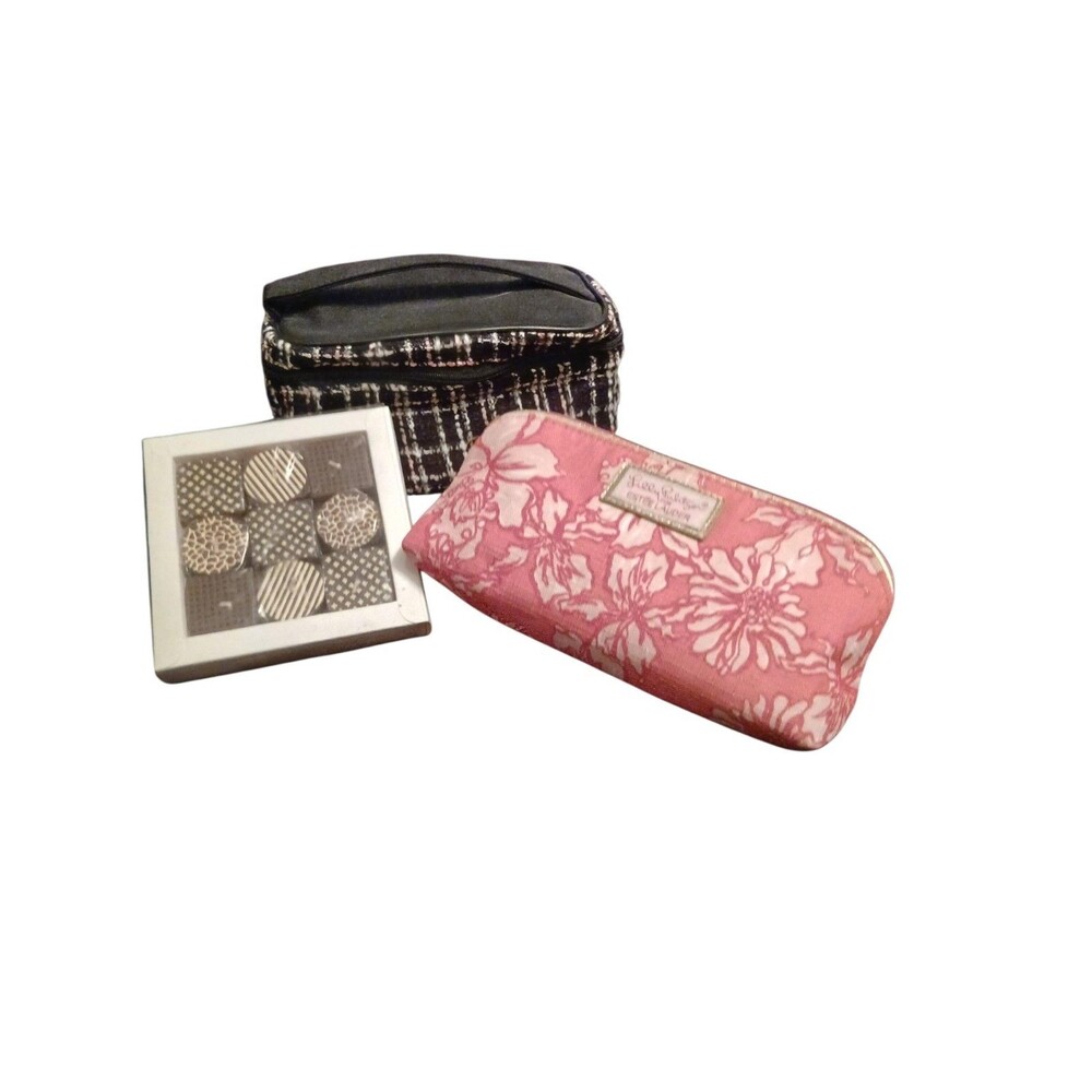 Lot with Brittany Lancombe Lilly Pulitzer Estee Lauder Make Up Bags Chocolates